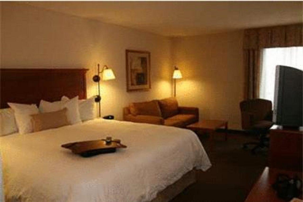 Hampton Inn Columbus-International Airport Gahanna Екстериор снимка