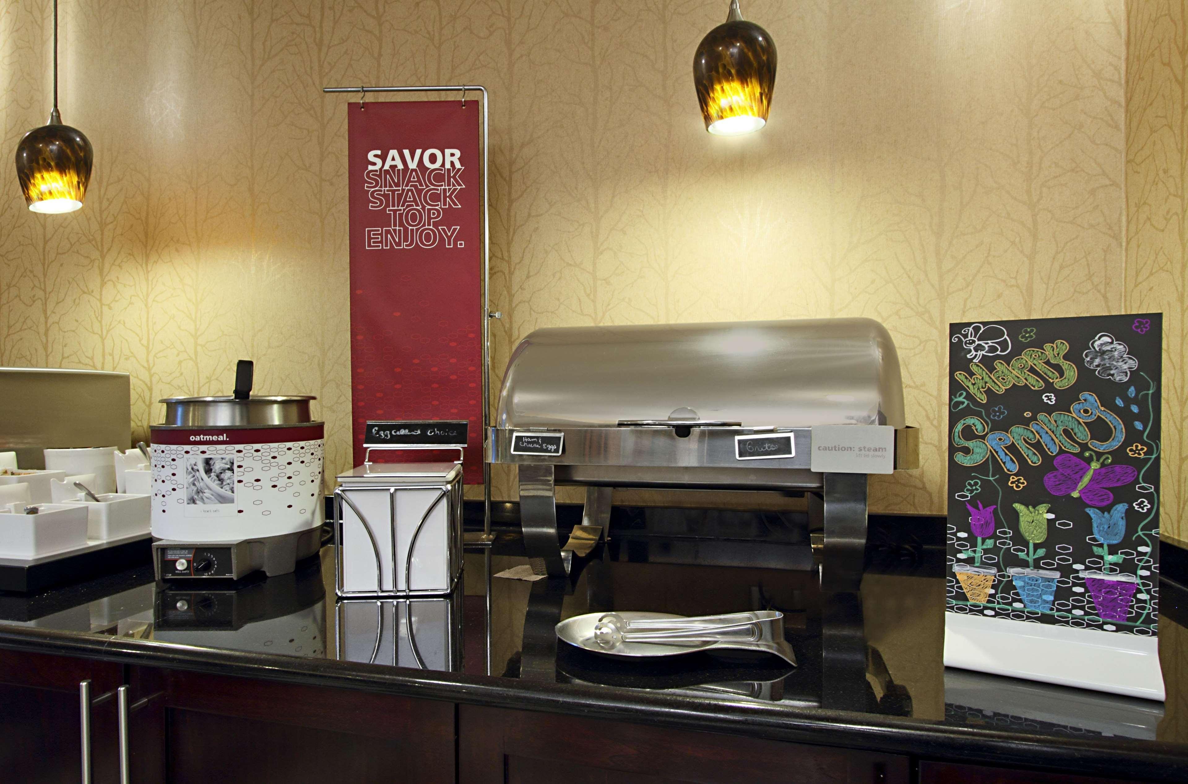 Hampton Inn Columbus-International Airport Gahanna Екстериор снимка
