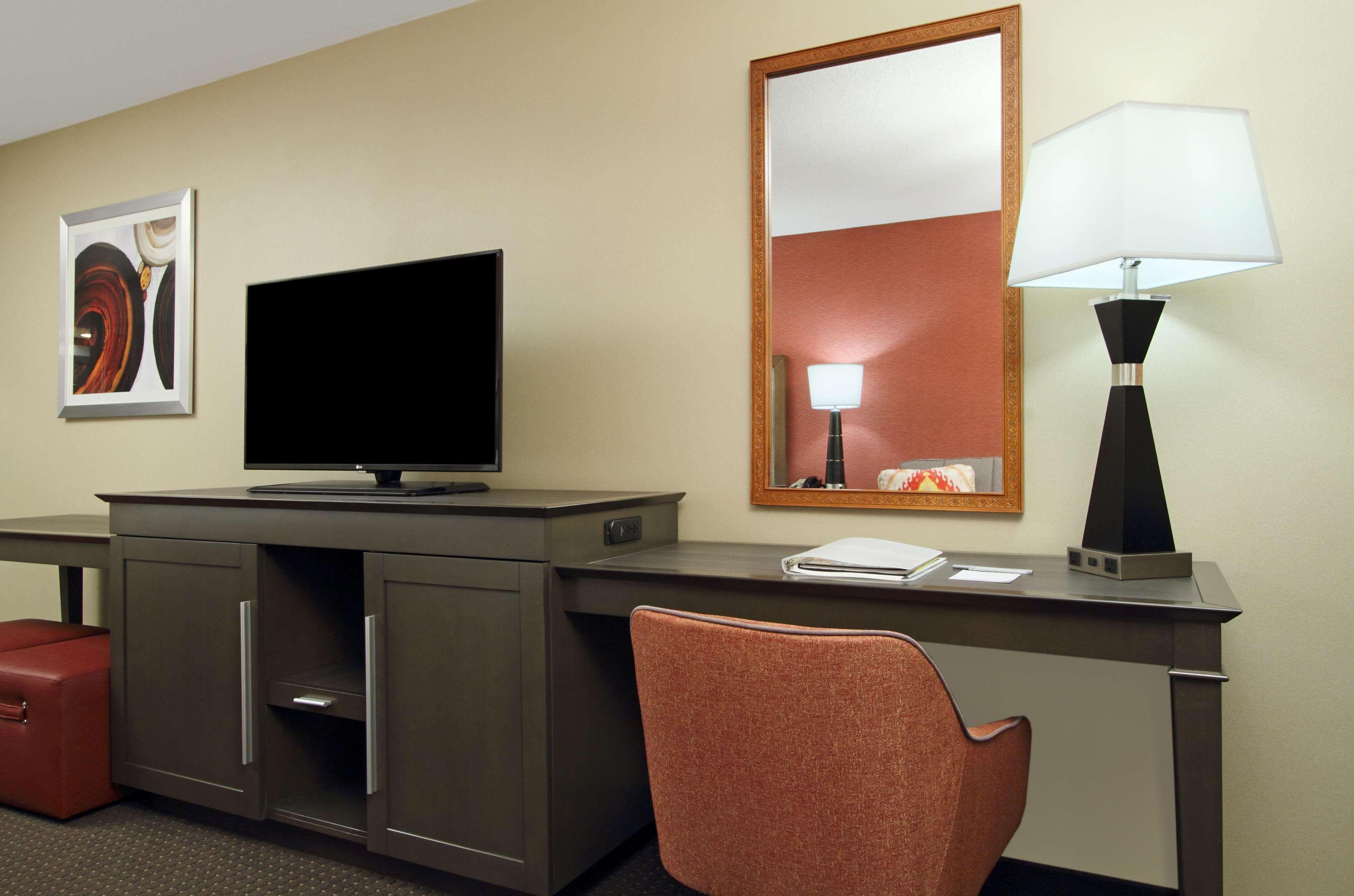 Hampton Inn Columbus-International Airport Gahanna Екстериор снимка