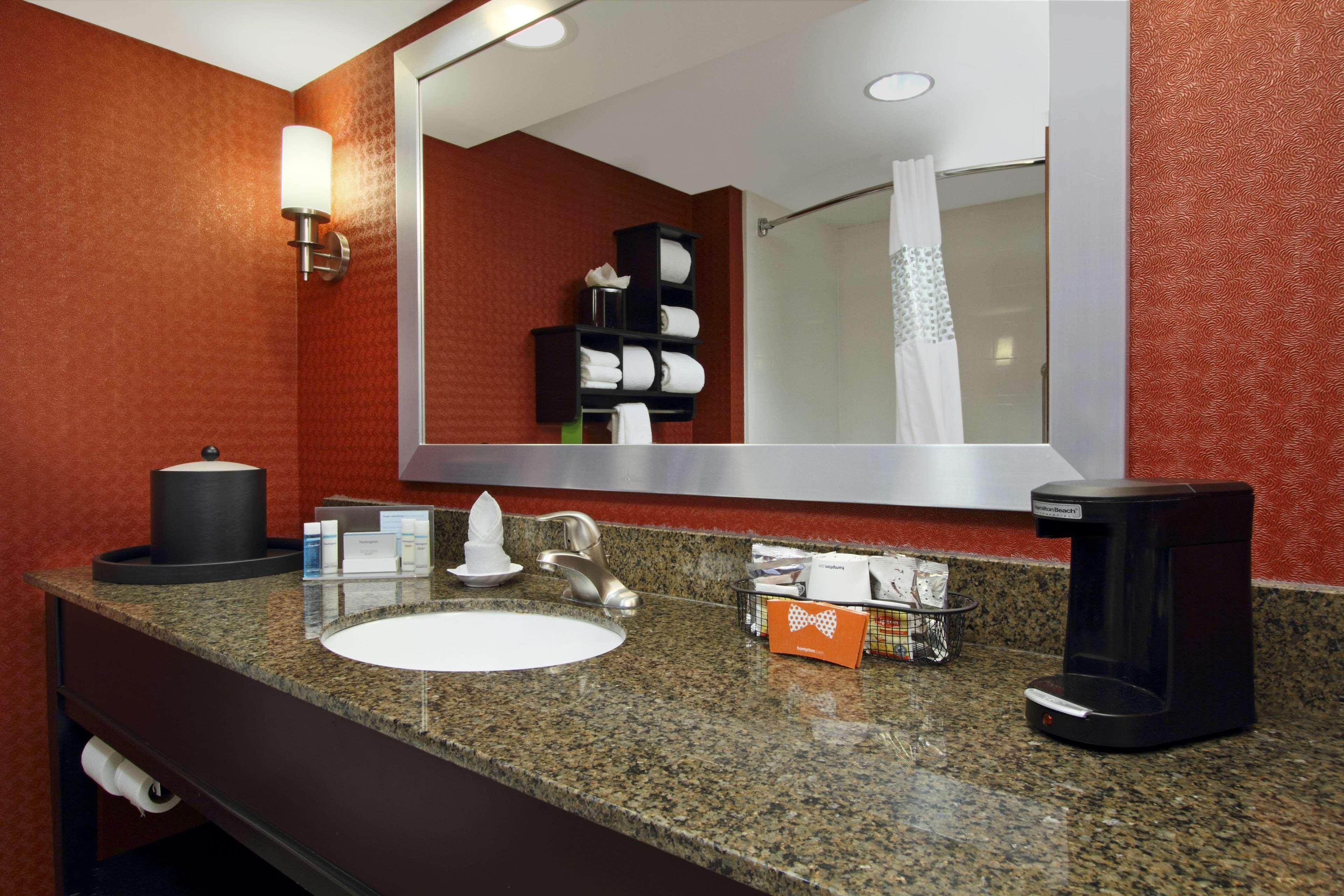 Hampton Inn Columbus-International Airport Gahanna Екстериор снимка